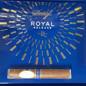 davidoff royal release robustos.jpg