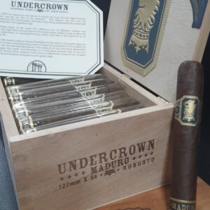 liga undercrown maduro robustos.jpg