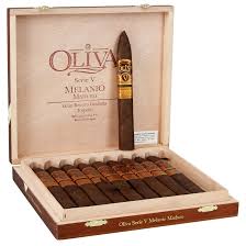 oliva series v melanio torpedo maduro.jpg