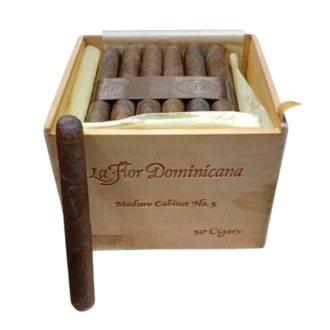 La Flor Dominicana Maduro No.5